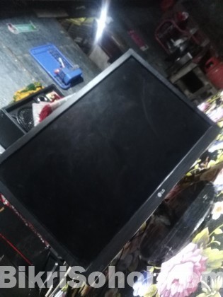 Monitor LG 19